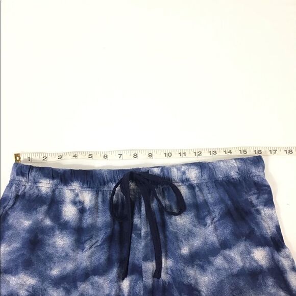 RAE DUNN RED WHITE & BLUE Tye-Dye Short Pajama Set - Picture 10 of 11